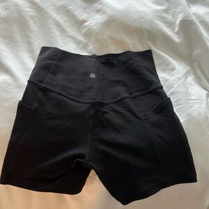 Athleta Ultimate HR Shortie 6”